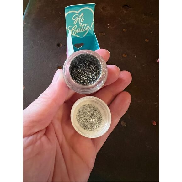 Sugarpill Loose Eyeshadow Silverlake - Picture 4 of 8